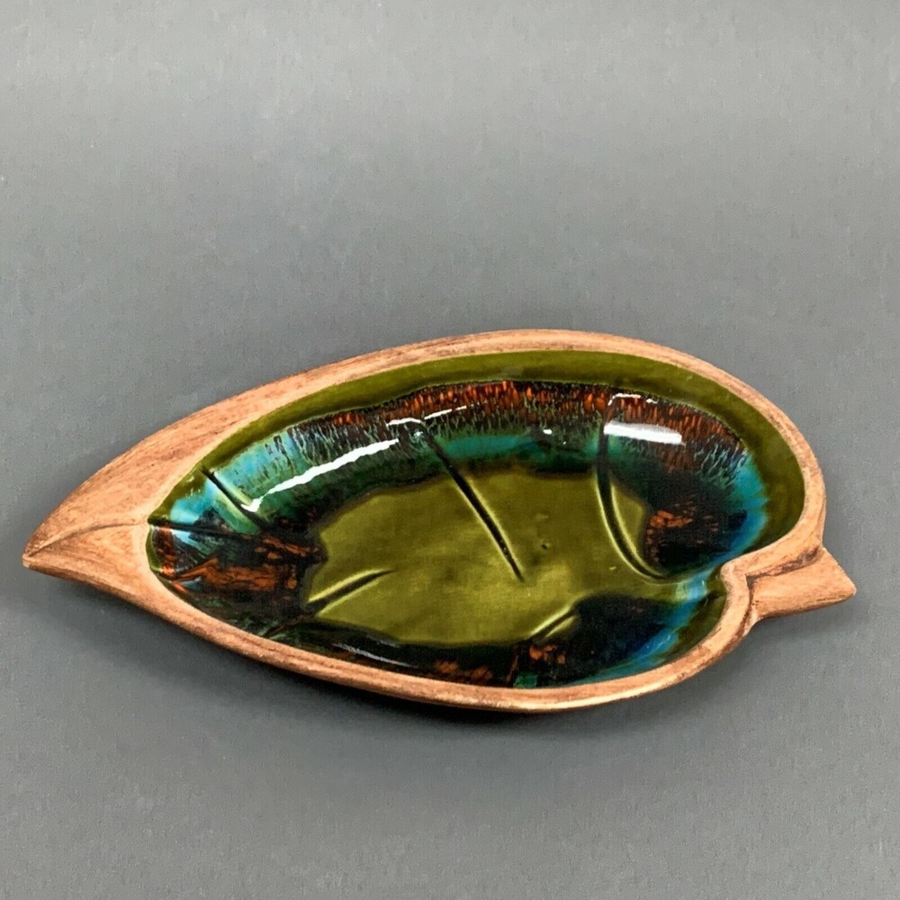 Vintage Santa Anita Ware California Pottery Leaf Dish Ash Tray Decorative